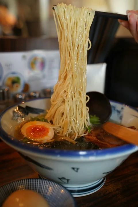 Uma tigela de ramen, fotografia de contexto